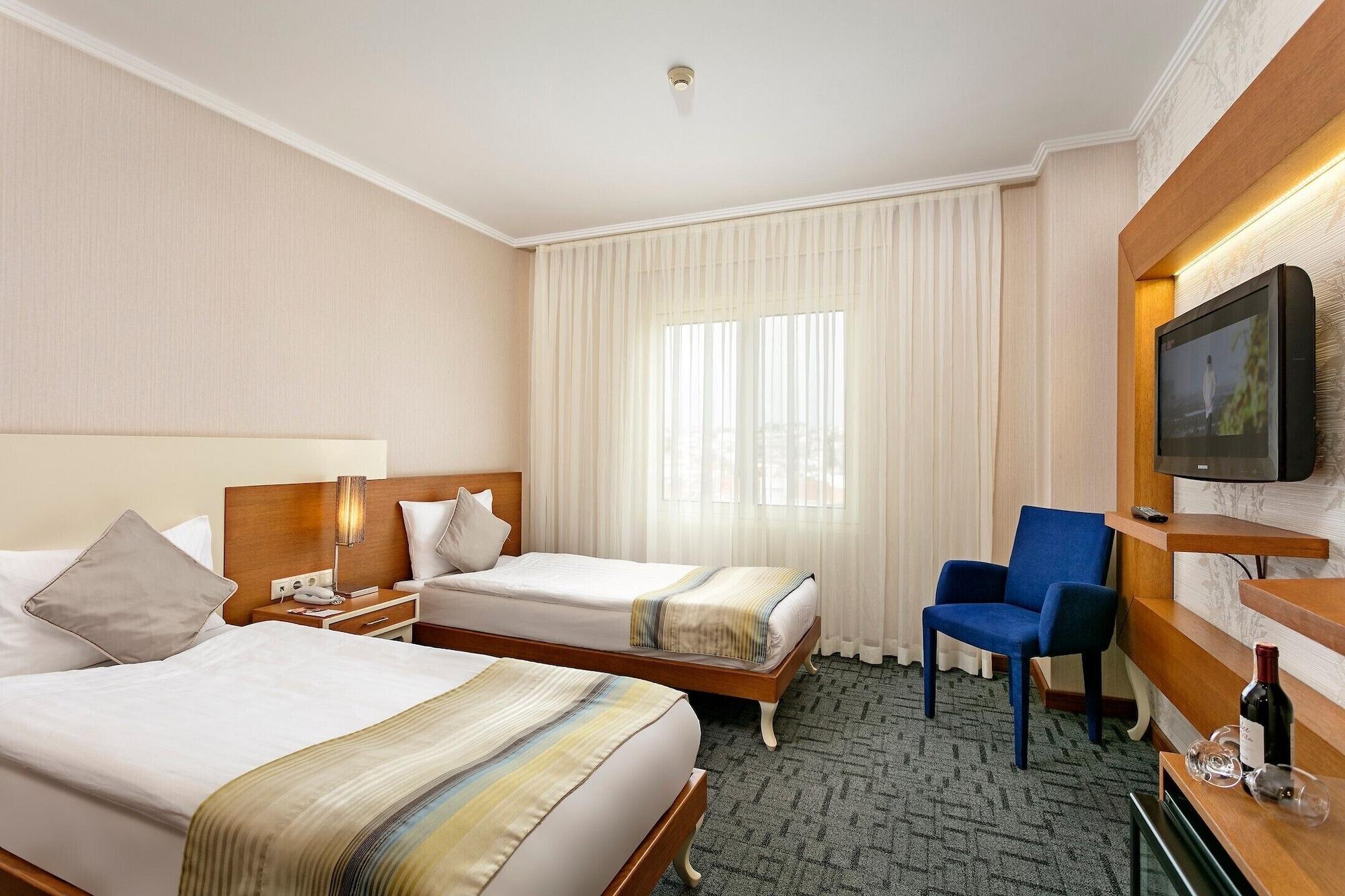 Sisus Hotel เซสเม ภายนอก รูปภาพ